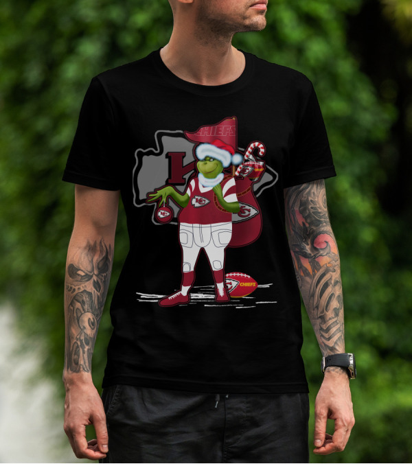 Grinchxmas Kansas City Chiefs Santa Football Holiday T-Shirt