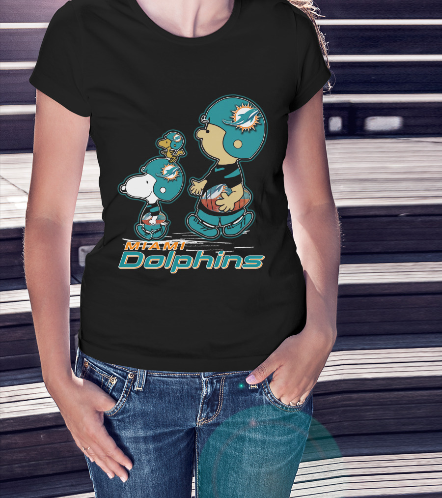Snpfootball Miami Dolphins Peanuts Characters T-Shirt