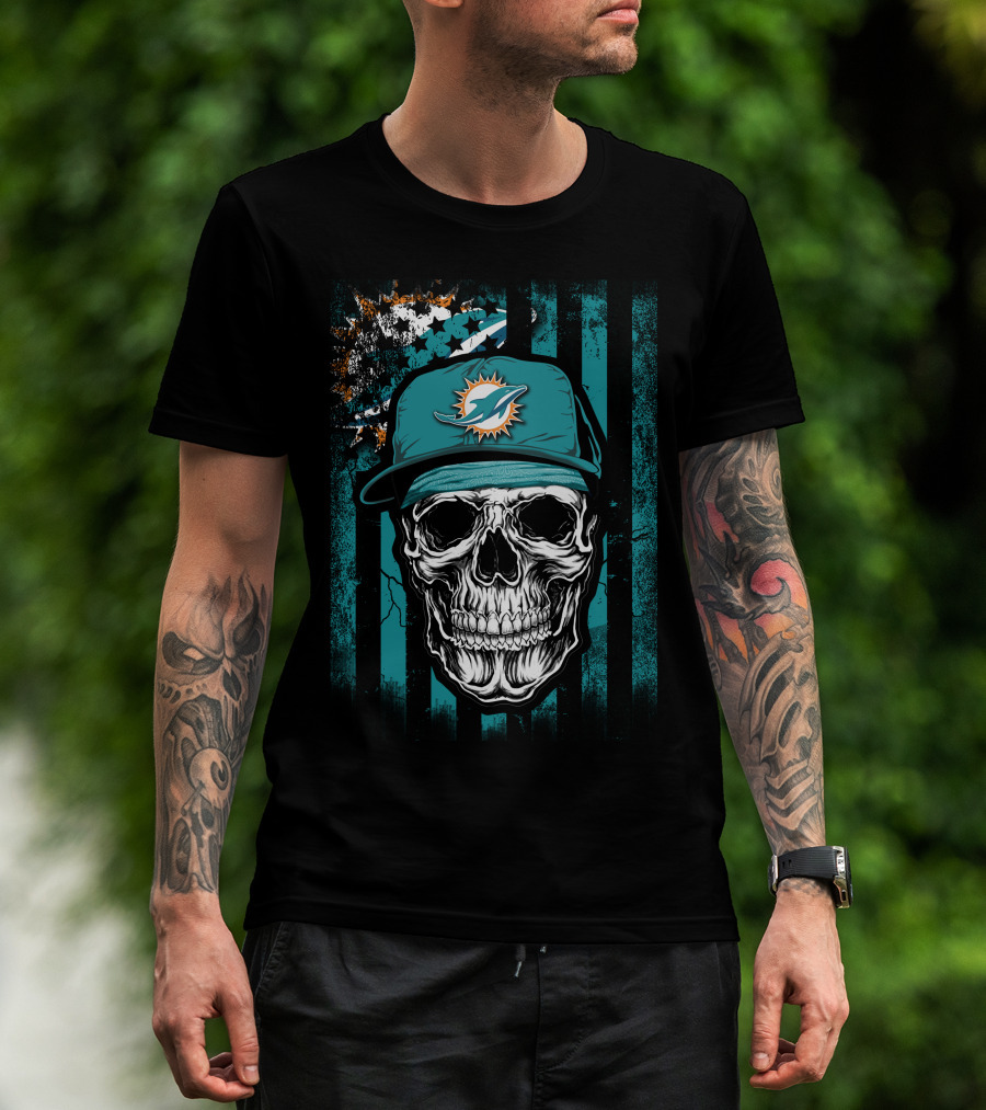Miami Dolphins Skull Hat Fan T-Shirt