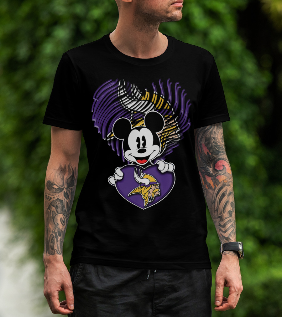 Minnesota Vikings Mickey Heart T-Shirt