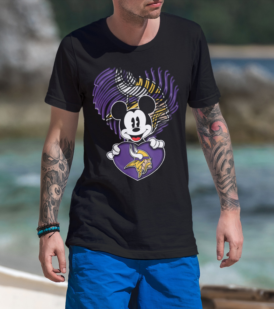 Minnesota Vikings Mickey Heart T-Shirt