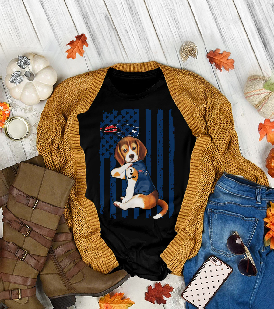 Patriotic Beagle Wearing New England Patriots Jersey I Love Mom T-Shirt