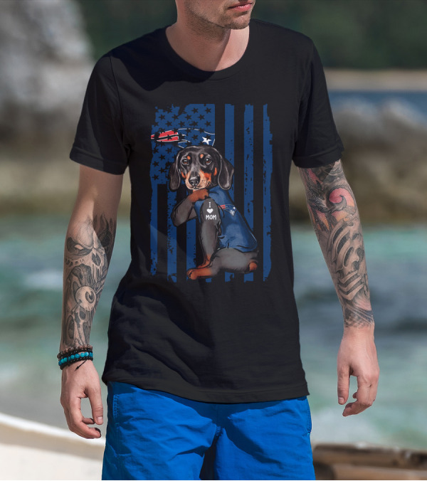 Dachshund New England Patriots I Love Mom T-Shirt