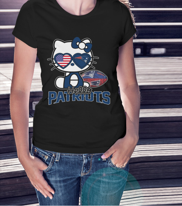 Hello Kitty New England Patriots Football Fan Icon With American Flag Sunglasses T-Shirt