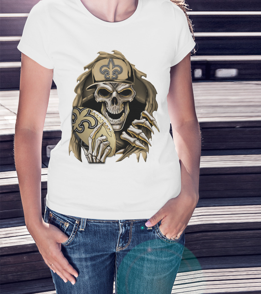 Skullbong New Orleans Saints Skeleton Holding Football With Fleur-de-Lis Cap T-Shirt