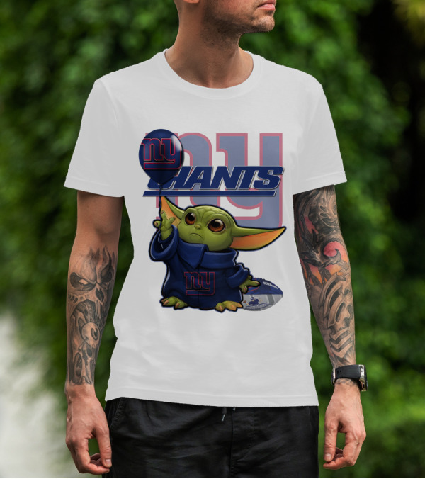 Yoda Giants Football Balloon Power Play T-Shirt
