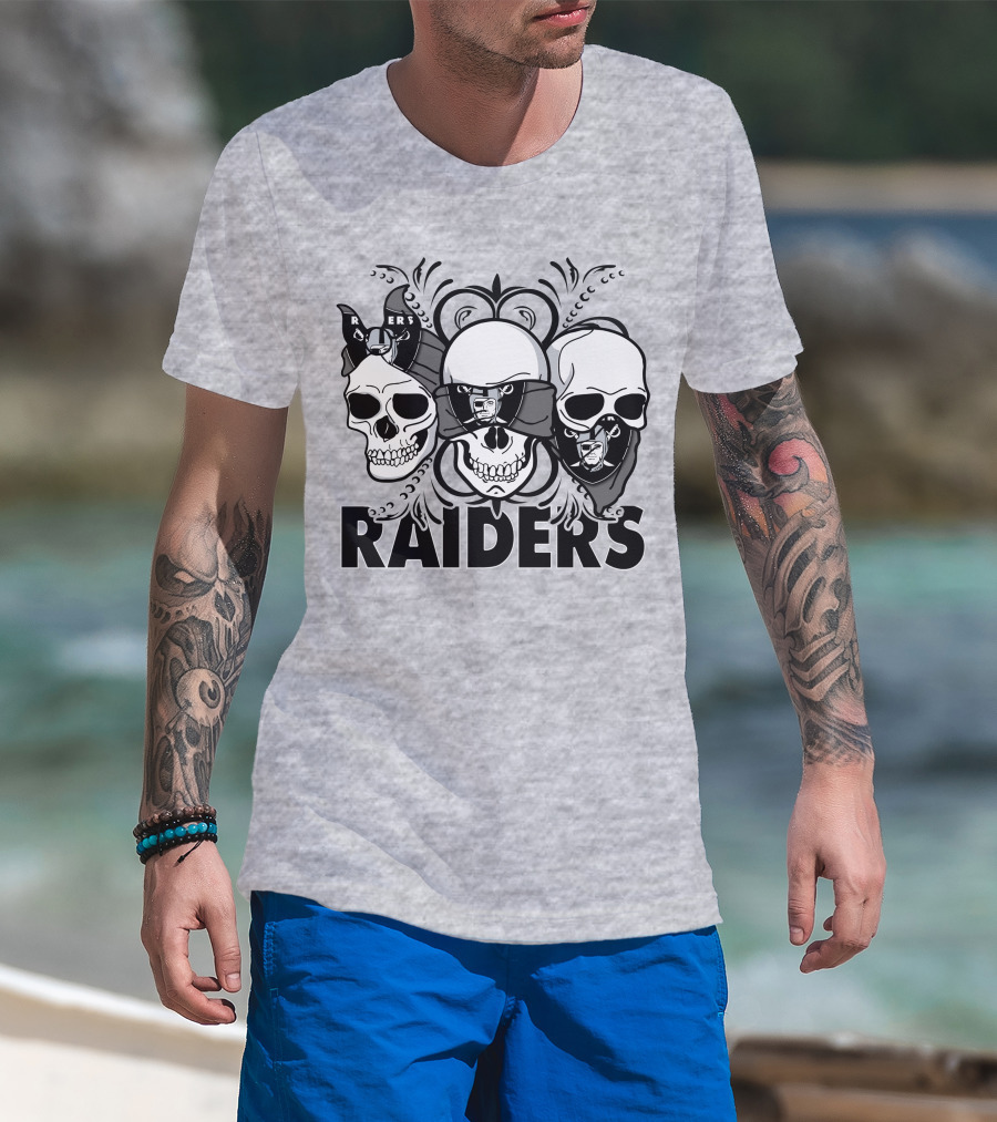3 Skull Raiders T-Shirt