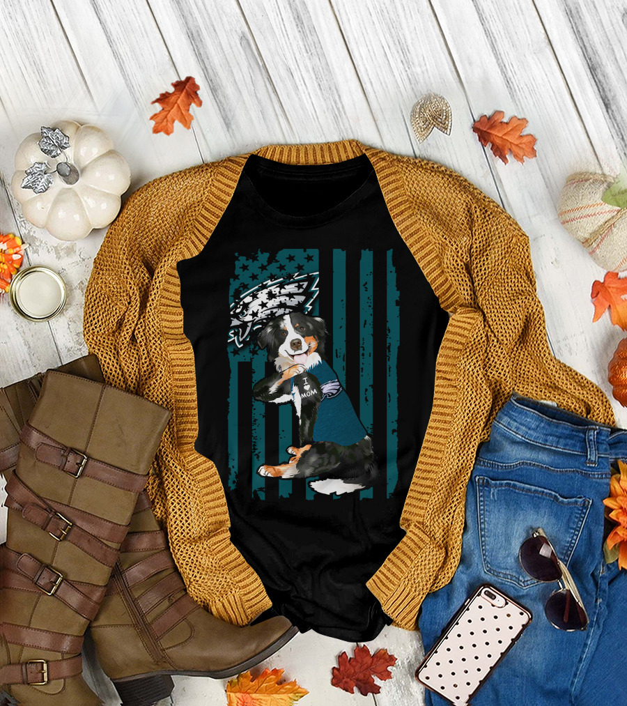 Border Collie I Love Mom Philadelphia Eagles Football Fan T-Shirt
