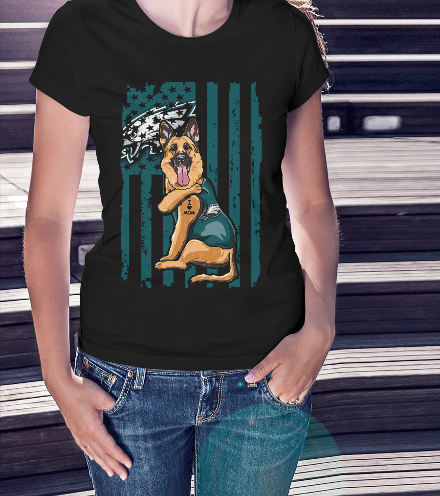 Philadelphia Eagles German Shepherd I Love Mom Football Fan Flag T-Shirt