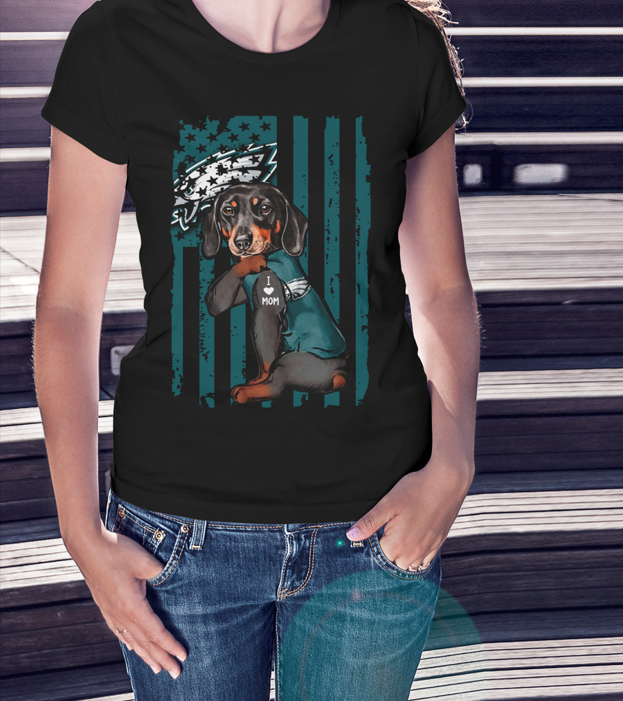 Dachshund I Love Mom Philadelphia Eagles Fan T-Shirt