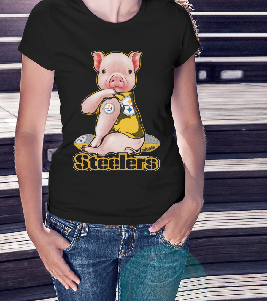 Steelers Pig With Football T-Shirt