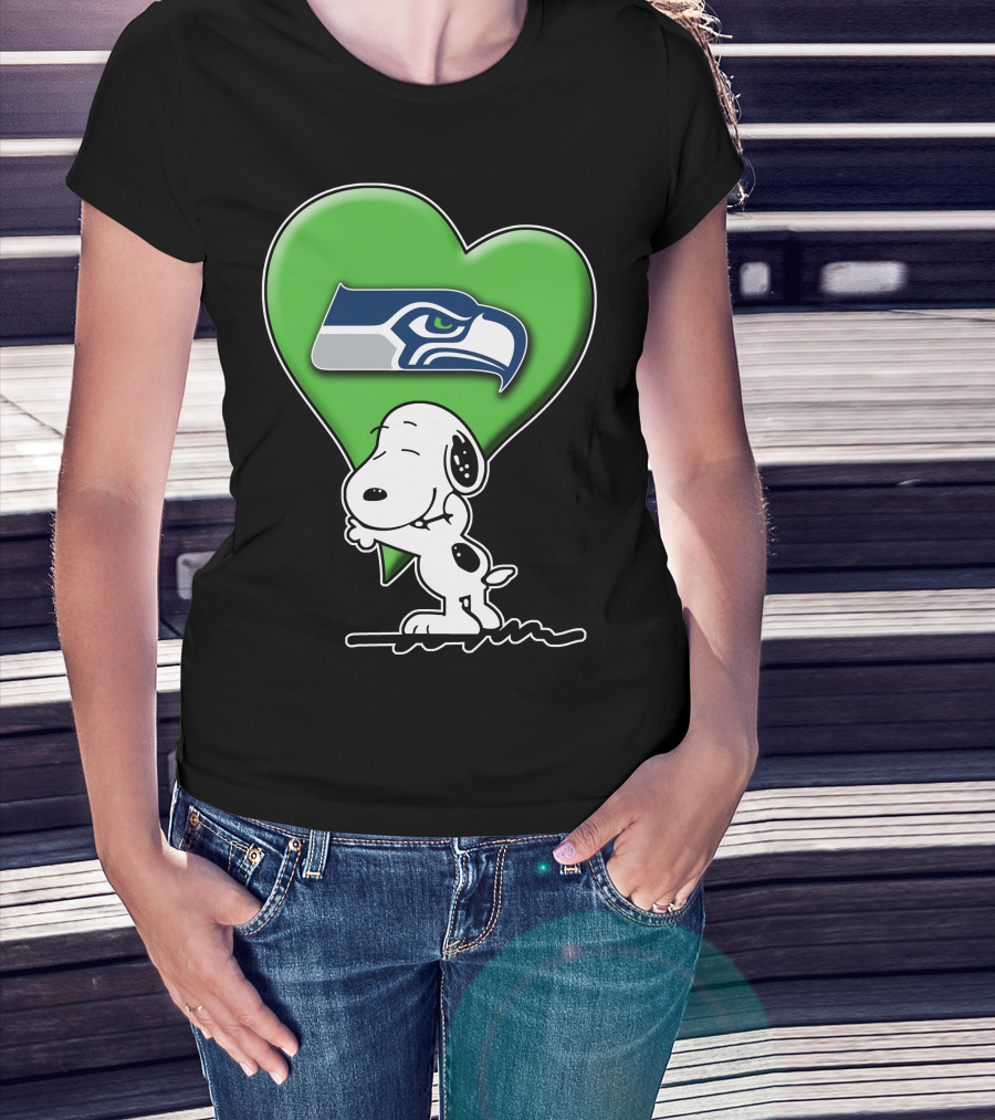 Snoopy Heart Seattle Seahawks Fan T-Shirt