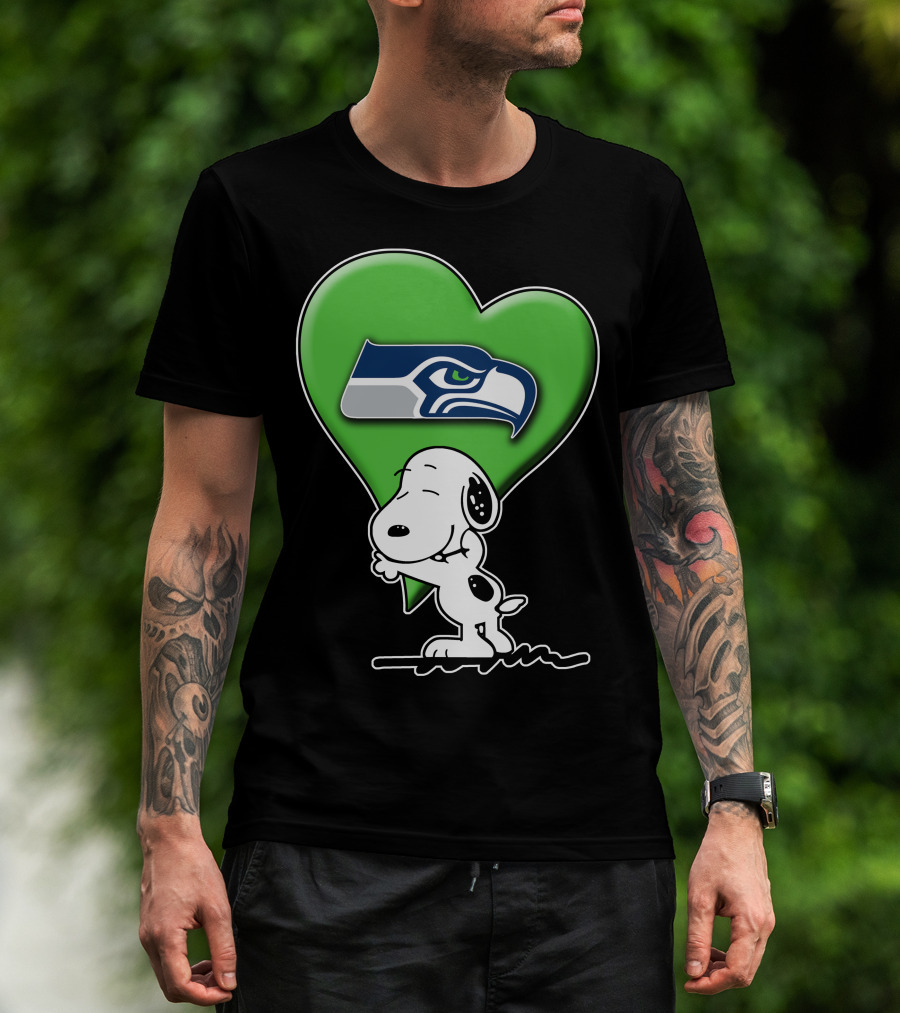 Snoopy Heart Seattle Seahawks Fan T-Shirt