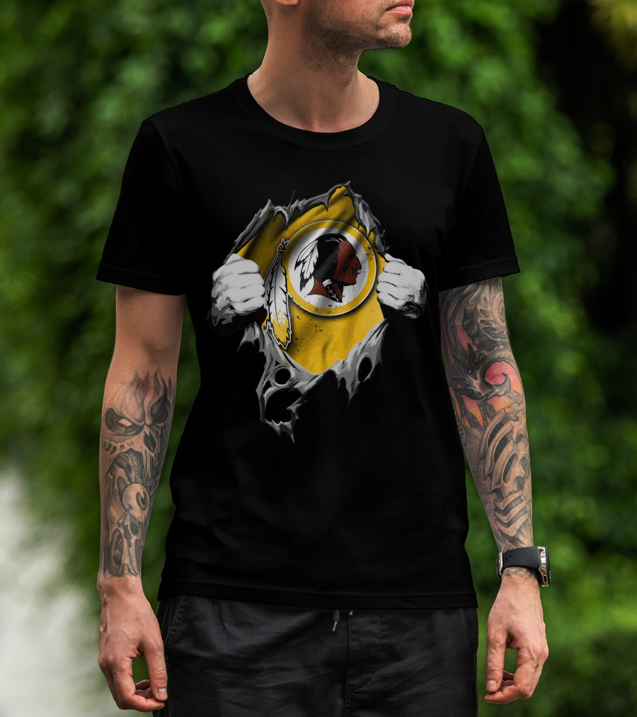 Torn V2 Washington Redskins Logo Peeling Hands T-Shirt