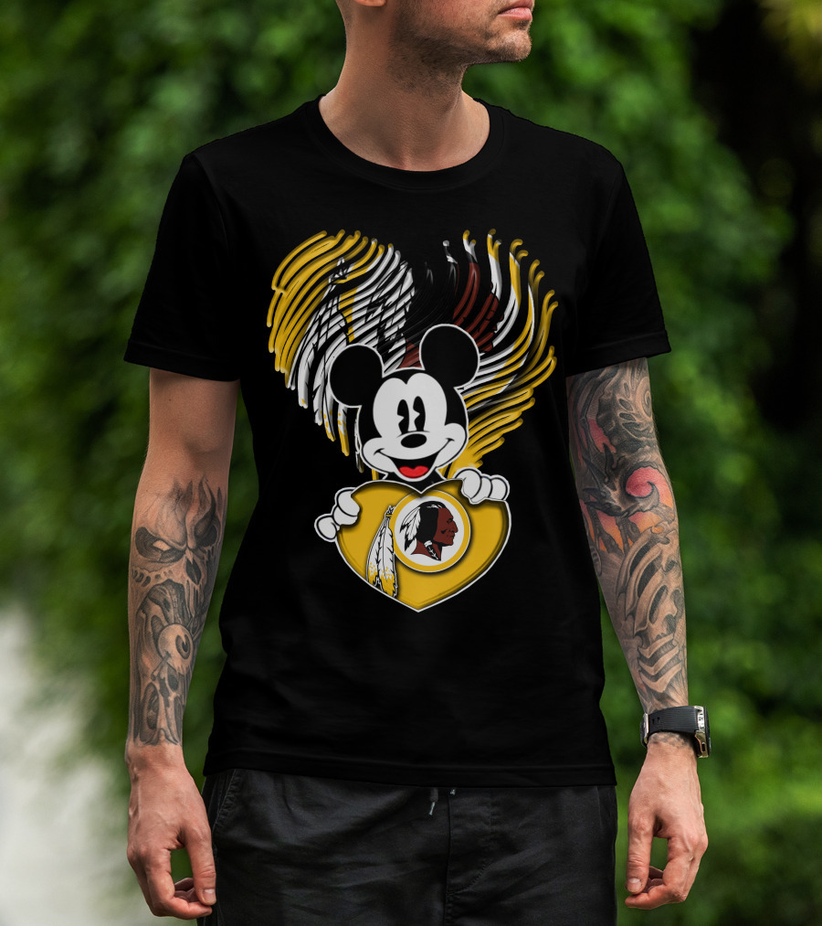 Mick V1 Washington Redskins Heart Motif With Feathers T-Shirt