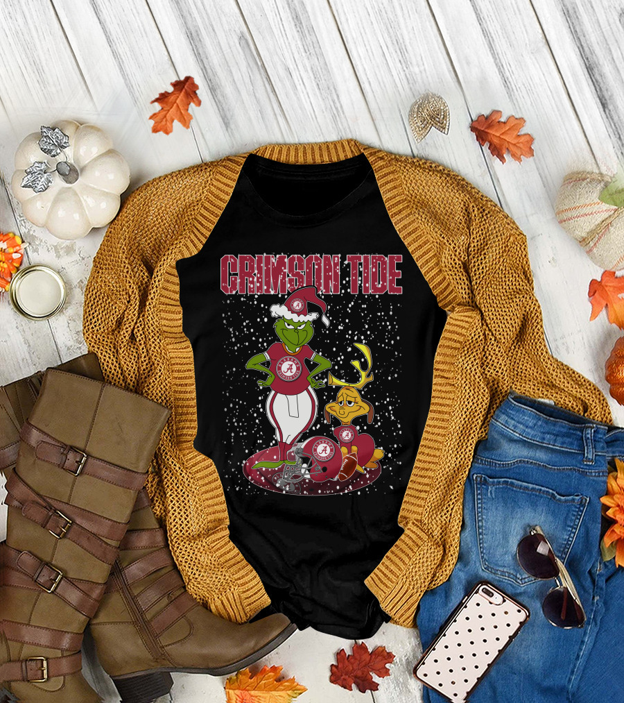 Grinchxmas Alabama Crimson Tide Holiday Cheer With Grinch And Reindeer In Snowy Scene T-Shirt