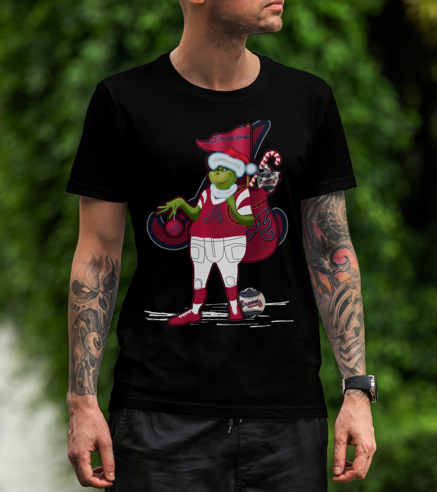 Grinchxmas Atlanta Braves Santa Holding Baseball Candy Cane T-Shirt