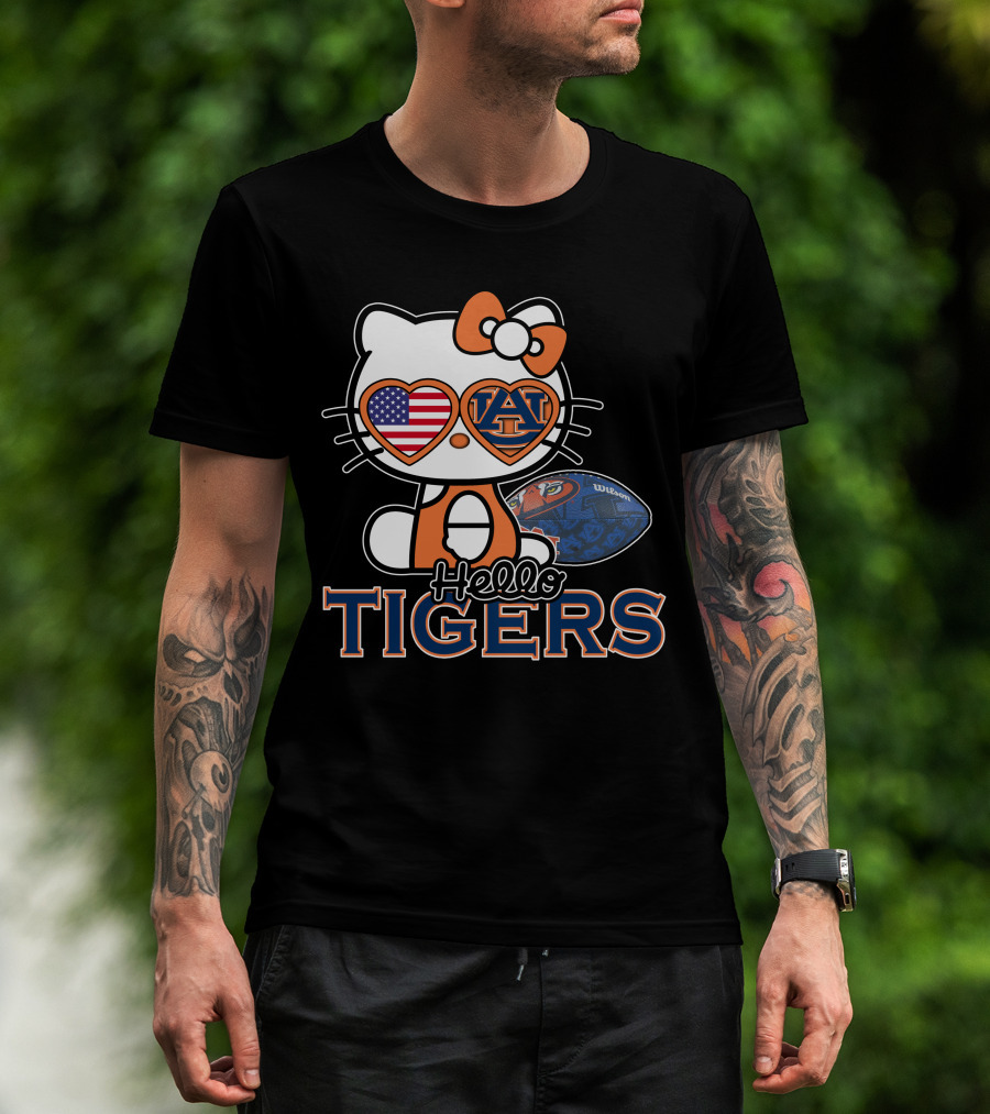 Hello Kitty Auburn Tigers Football American Flag T-Shirt