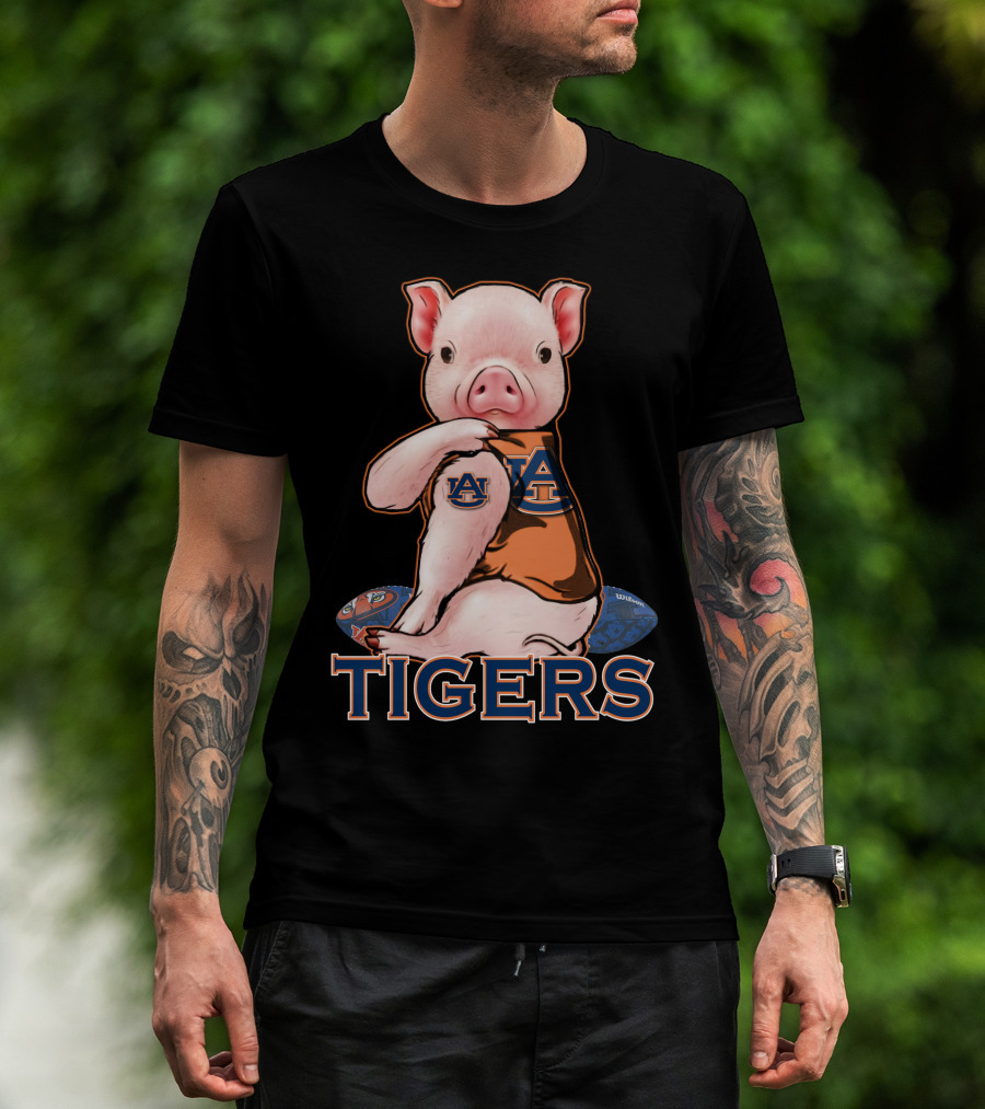 Auburn Tigers Pig With Footballs T-Shirt