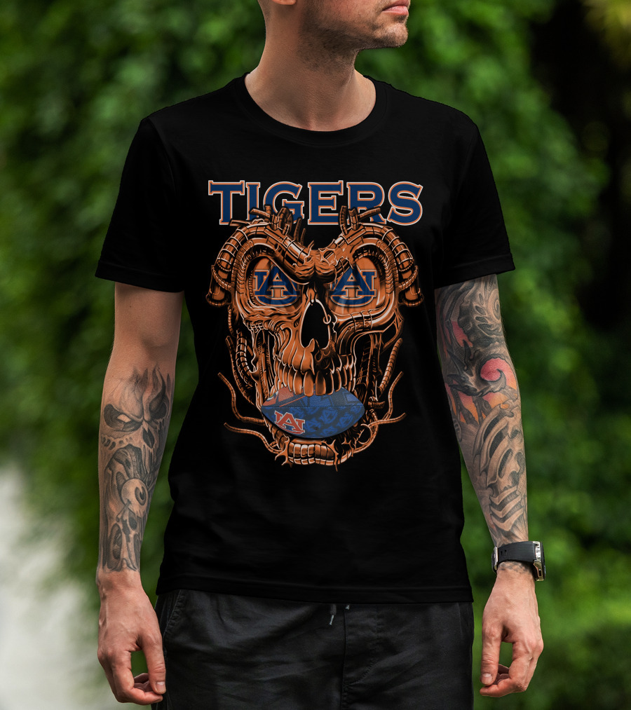 Auburn Tigers Robotics Skull Football T-Shirt