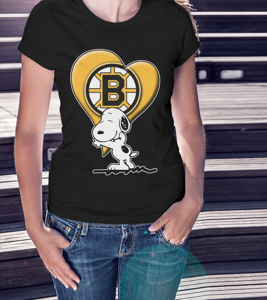 Snoopy Heart Boston Bruins Logo Hug T-Shirt