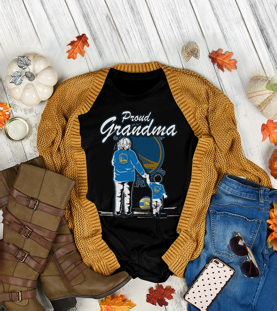Proud Grandma Golden State Warriors Fan Family T-Shirt
