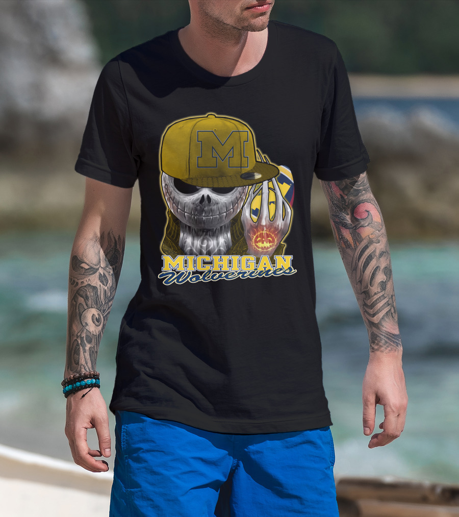 Jackskull Michigan Wolverines Halloween Skull With Wolverine Colors And Cap T-Shirt