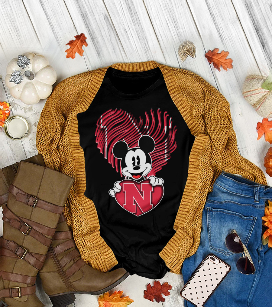 Mickey Mouse Nebraska Cornhuskers Heart Fan T-Shirt