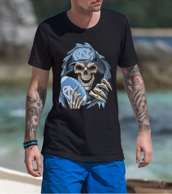 Skullbong North Carolina Tar Heels Skeleton Football Fan With Cap And Ball T-Shirt
