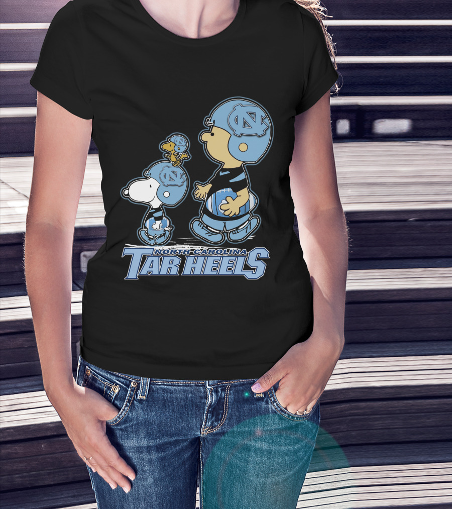 North Carolina Tar Heels Snoopy And Woodstock Football Team Fans T-Shirt
