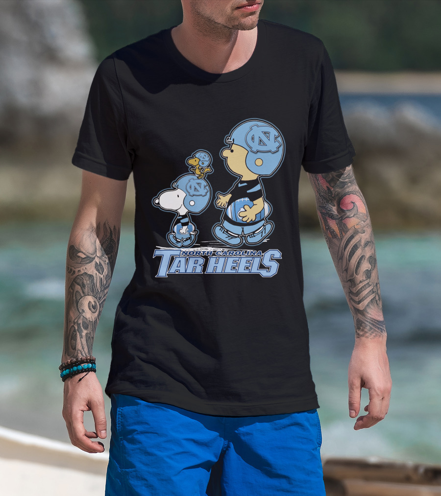 North Carolina Tar Heels Snoopy And Woodstock Football Team Fans T-Shirt