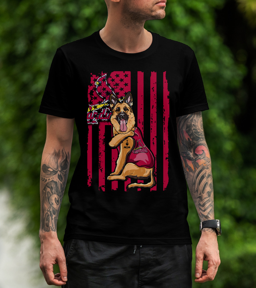 German Shepherd I Mom St. Louis Cardinals T-Shirt