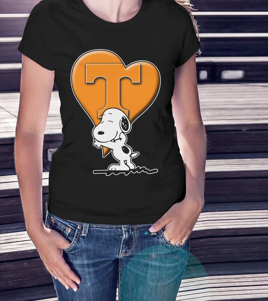 Snp V1 Tennessee Volunteers Snoopy Heart T-Shirt