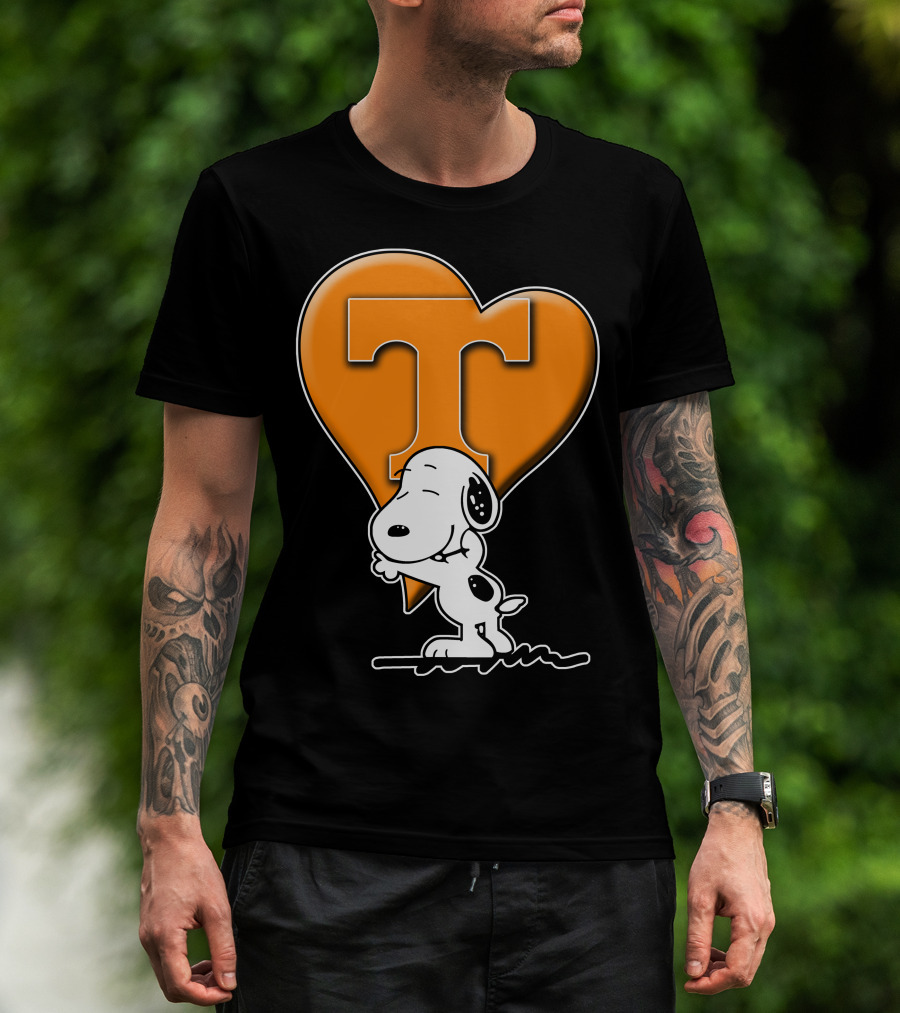 Snp V1 Tennessee Volunteers Snoopy Heart T-Shirt