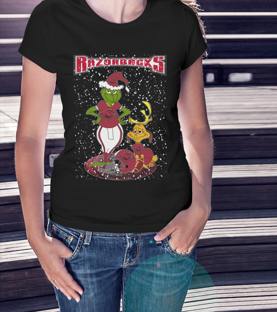 Grinchxmas Arkansas Razorbacks Snowy Holiday Scene T-Shirt