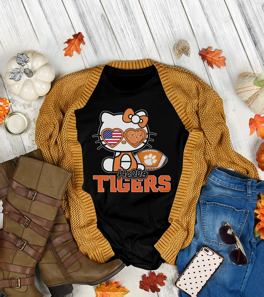 Hello Kitty Clemson Tigers Football USA Bow Paw Prints T-Shirt