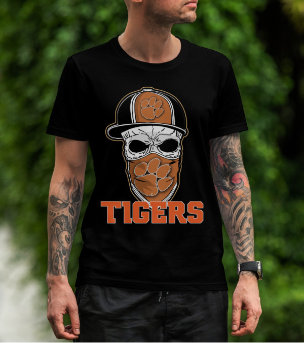 Clemson Tigers Skull Hat Paw Bandana T-Shirt