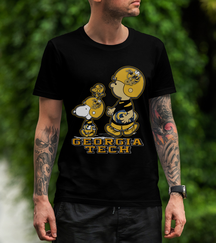 Snpfootball Georgia Tech Yellow Jackets Charlie Brown And Snoopy Football Gear T-Shirt