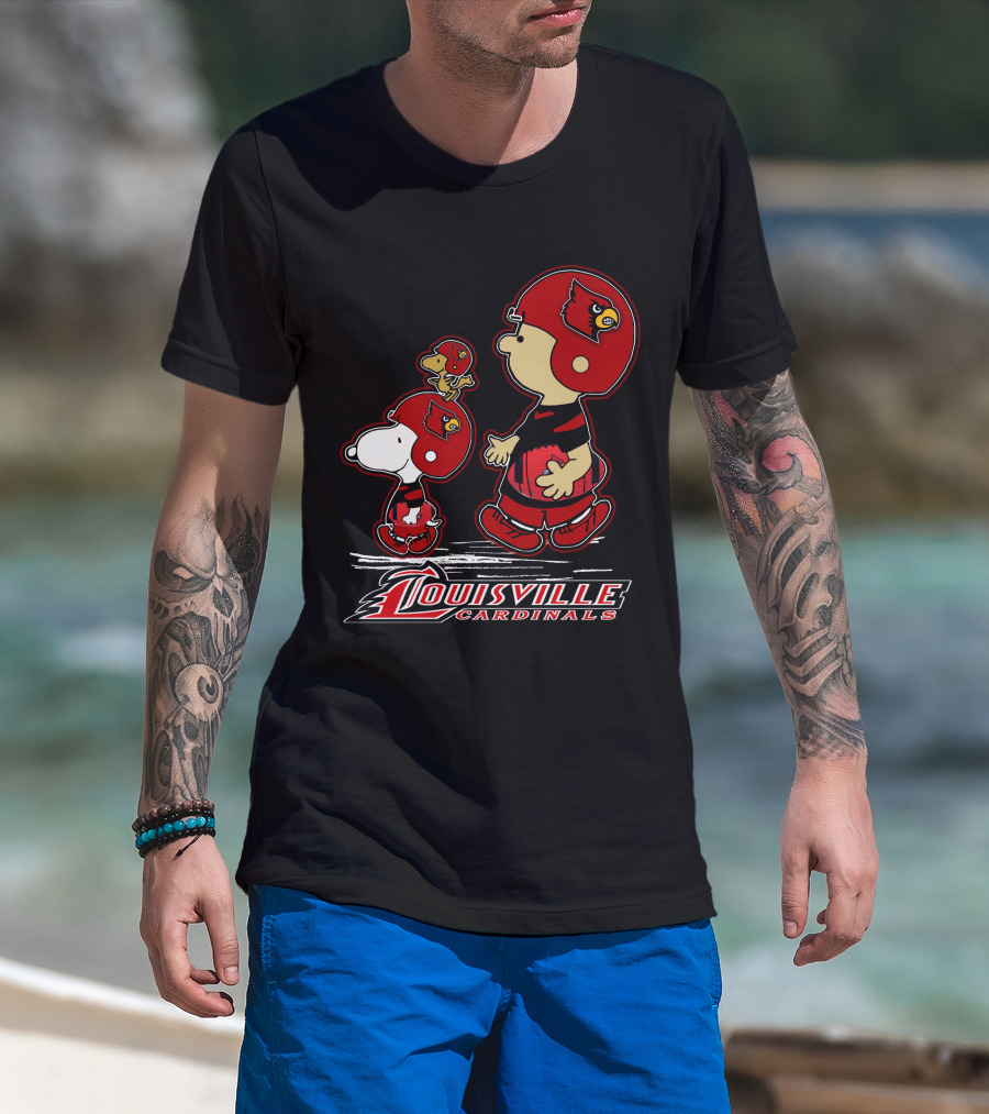 Snpfootball Louisville Cardinals Charlie Brown And Snoopy T-Shirt
