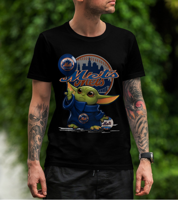Yoda Mets Star Wars Baseball Fan Art New York Balloon And City Skyline T-Shirt