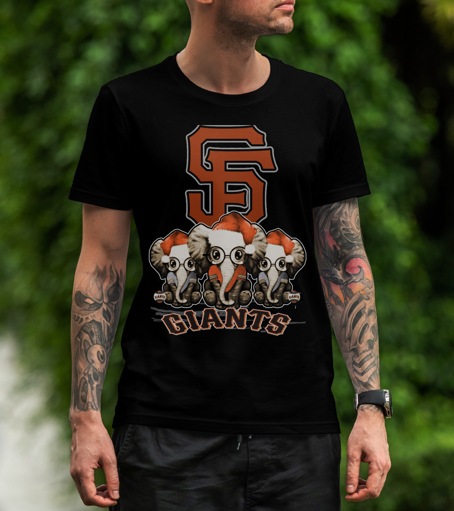 San Francisco Giants Christmas Elephants With Santa Hats T-Shirt