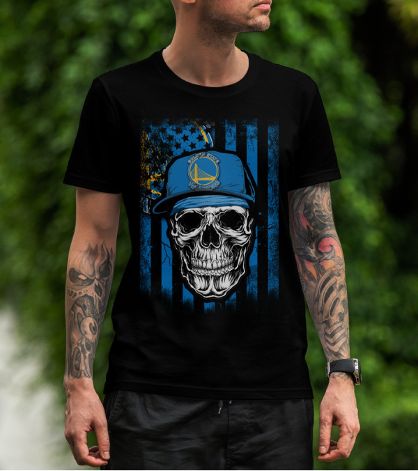 Golden State Warriors Skull With Hat On Striped Blue Background T-Shirt
