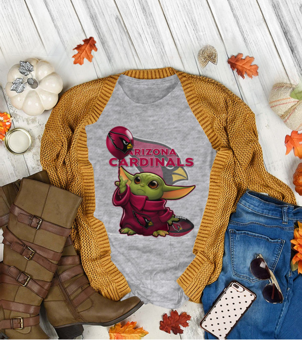 Yoda Holding Arizona Cardinals Balloon And Football With Team T-Shirt