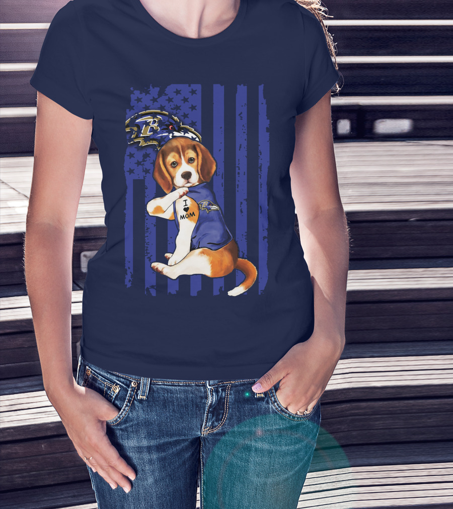 Beagle Puppy I Love Mom Baltimore Ravens Fan With Tattoo And Team Jersey T-Shirt