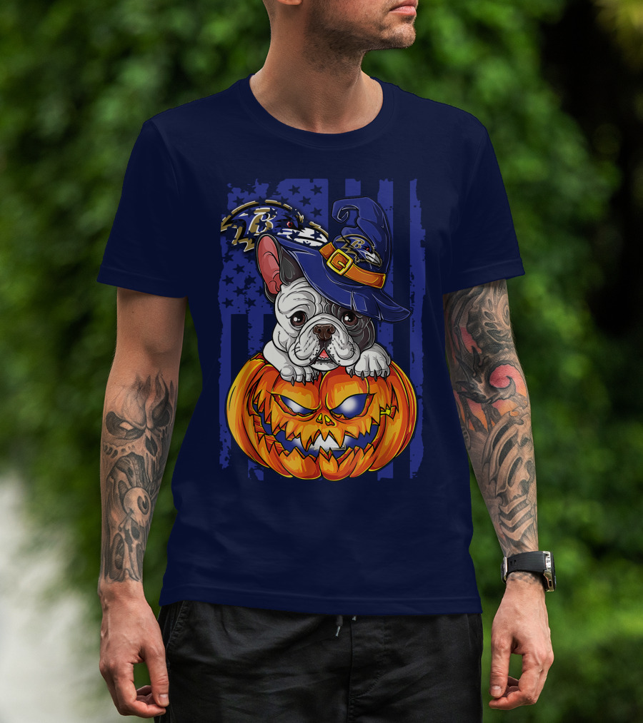 Bulldog In Wizard Hat On Jack-o'-Lantern With Baltimore Ravens T-Shirt