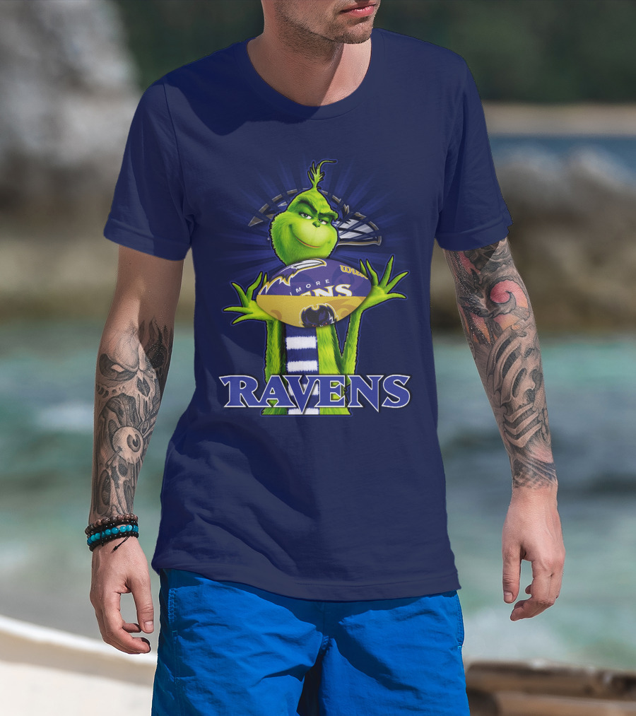 Grinch Holding Baltimore Ravens Football T-Shirt