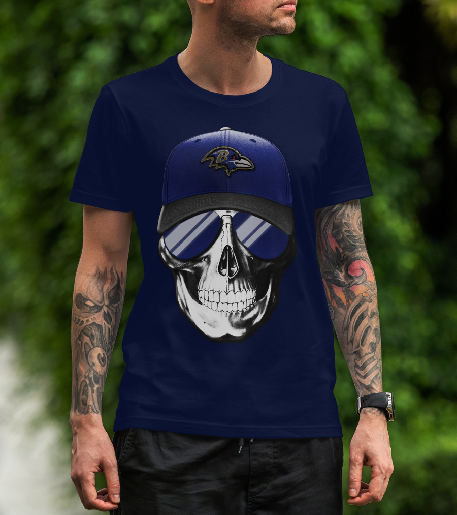 Skull With Baltimore Ravens Cap And Sunglasses T-Shirt