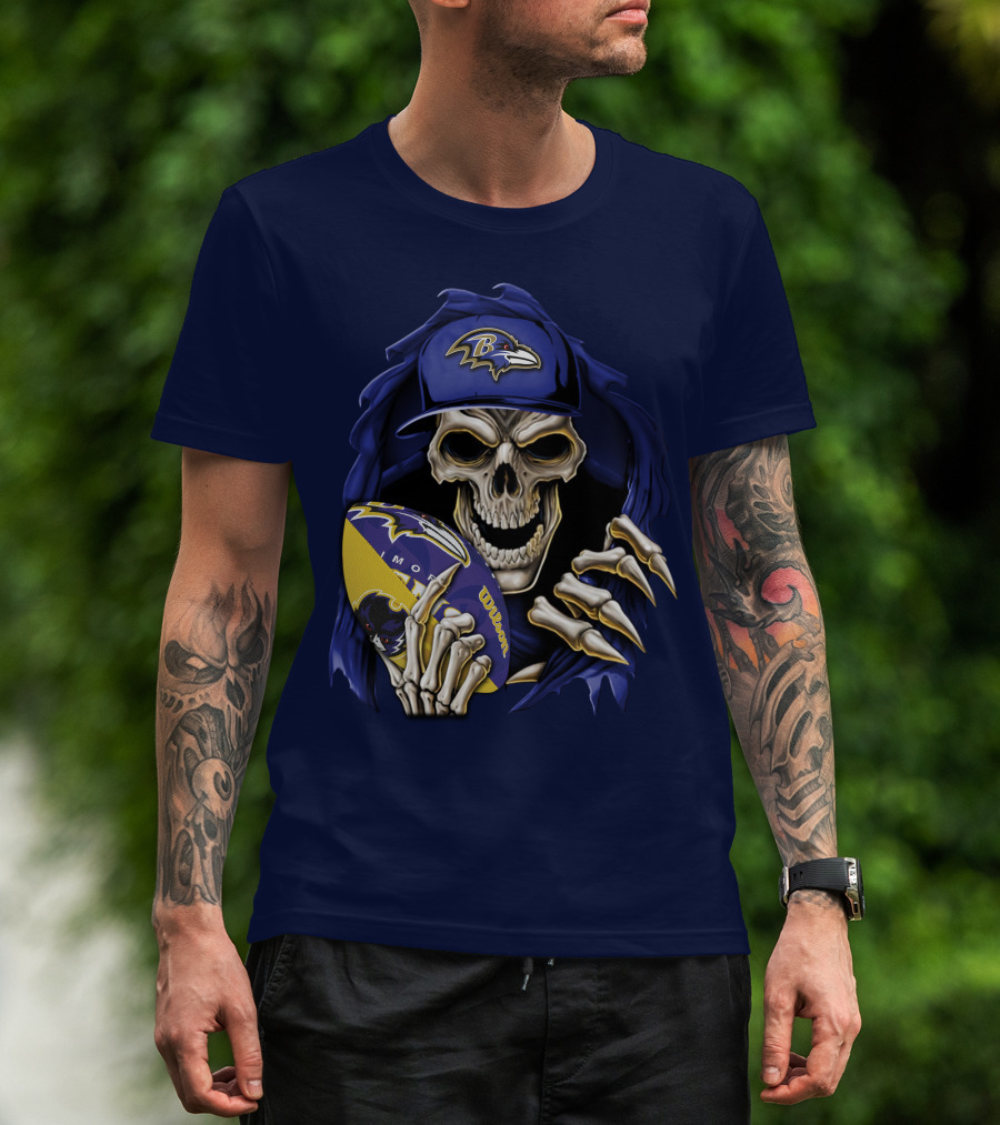 Skullbong Baltimore Ravens Skeleton With Football And Cap T-Shirt