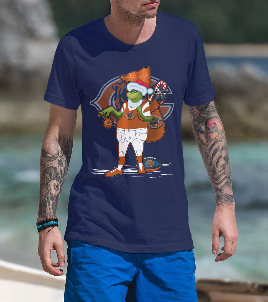 Grinchxmas Chicago Bears Holiday Football Fest With Bear In Santa Hat Holding Candy Cane And Ornament T-Shirt