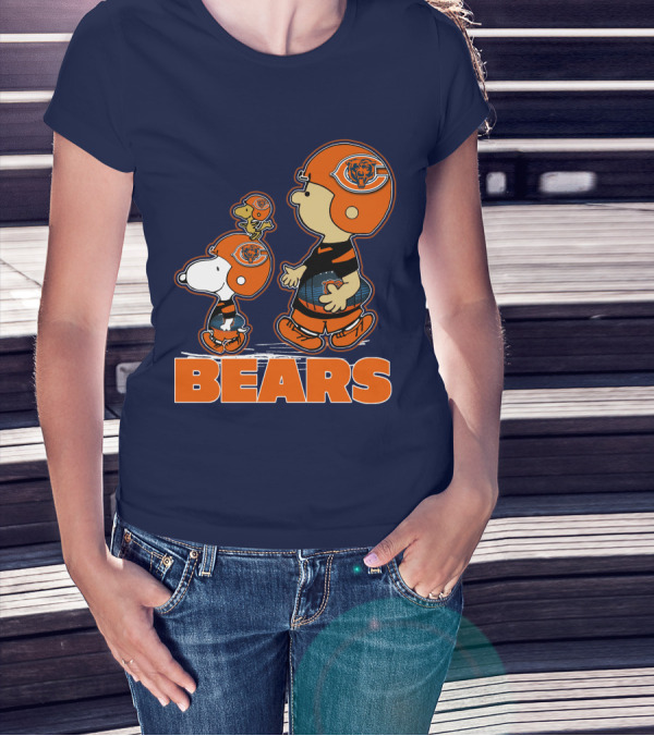 Snpfootball CHICAGO BEARS Characters With Helmets T-Shirt